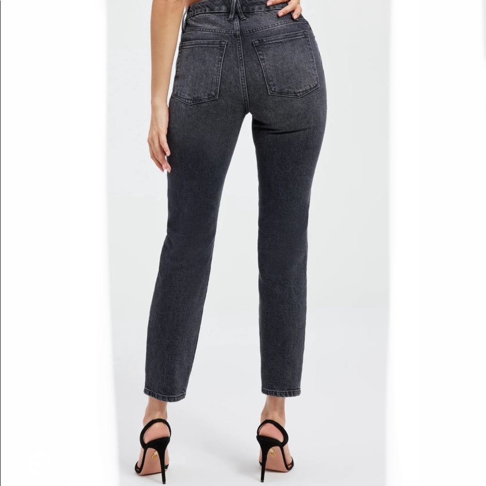 Good American Good Classic Slim Straight Jeans